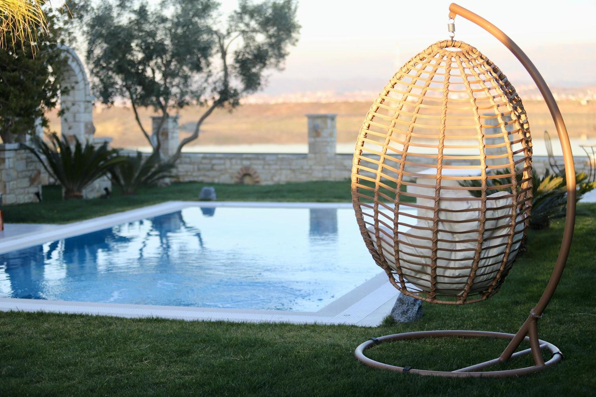 Green Villa With Private Pool ドゥラス エクステリア 写真