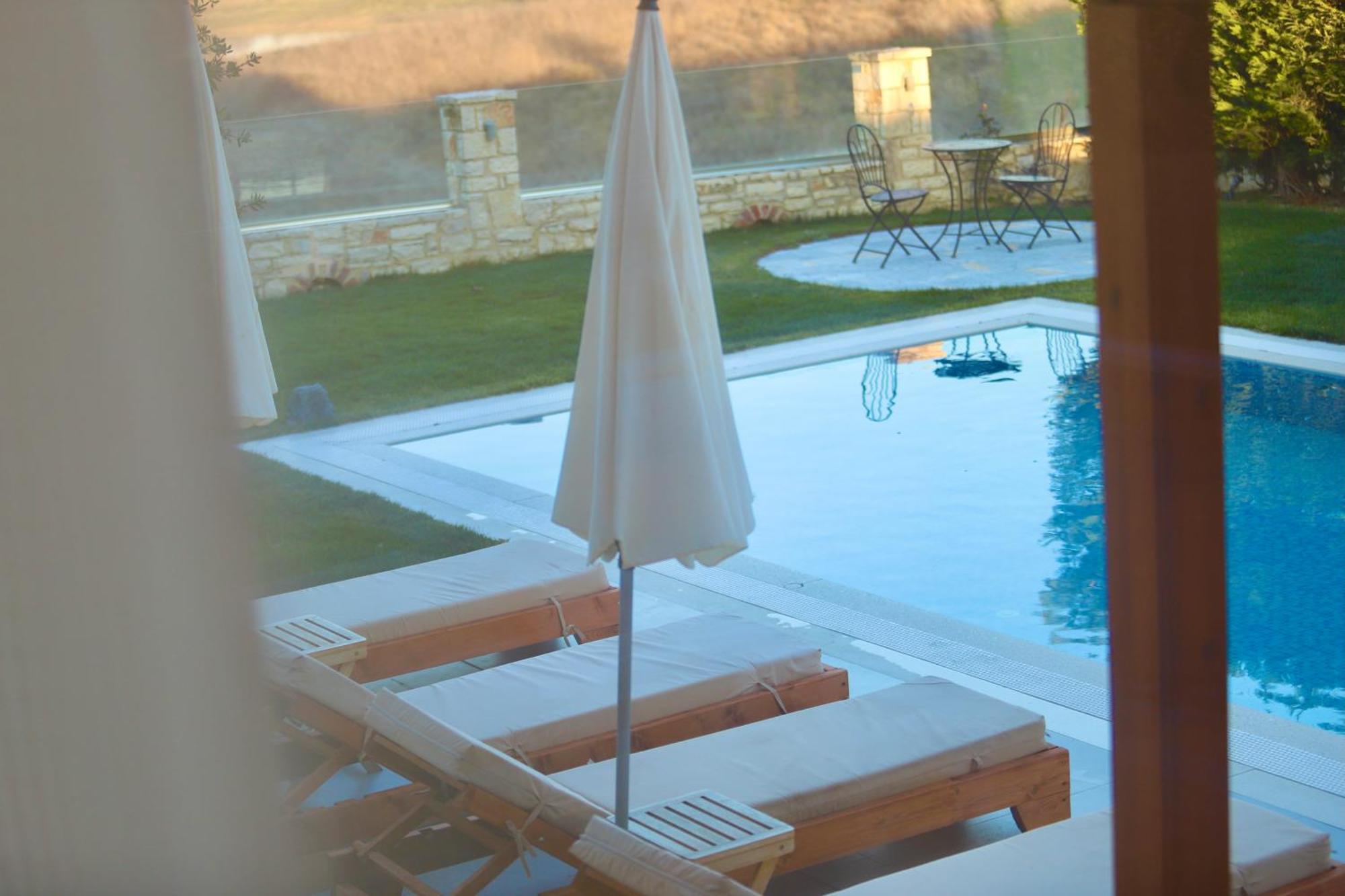 Green Villa With Private Pool ドゥラス エクステリア 写真